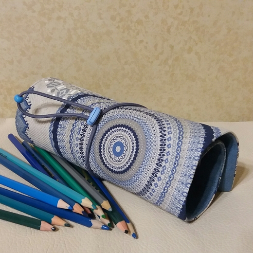 pastelkovník ŠEDOMODRÉ MANDALY II.