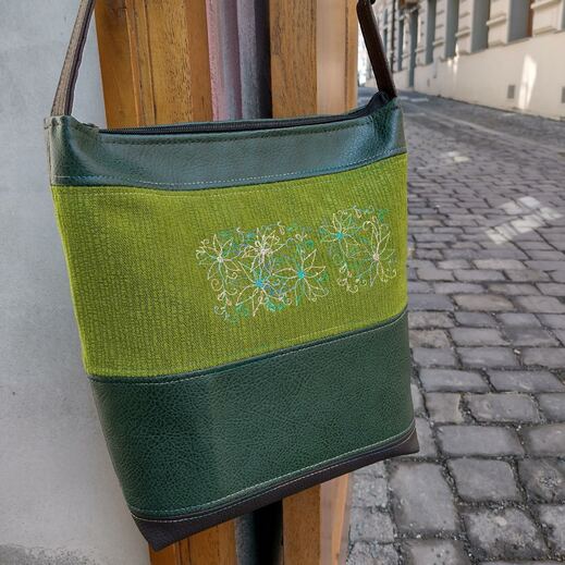 zelená kabelka (6).jpg