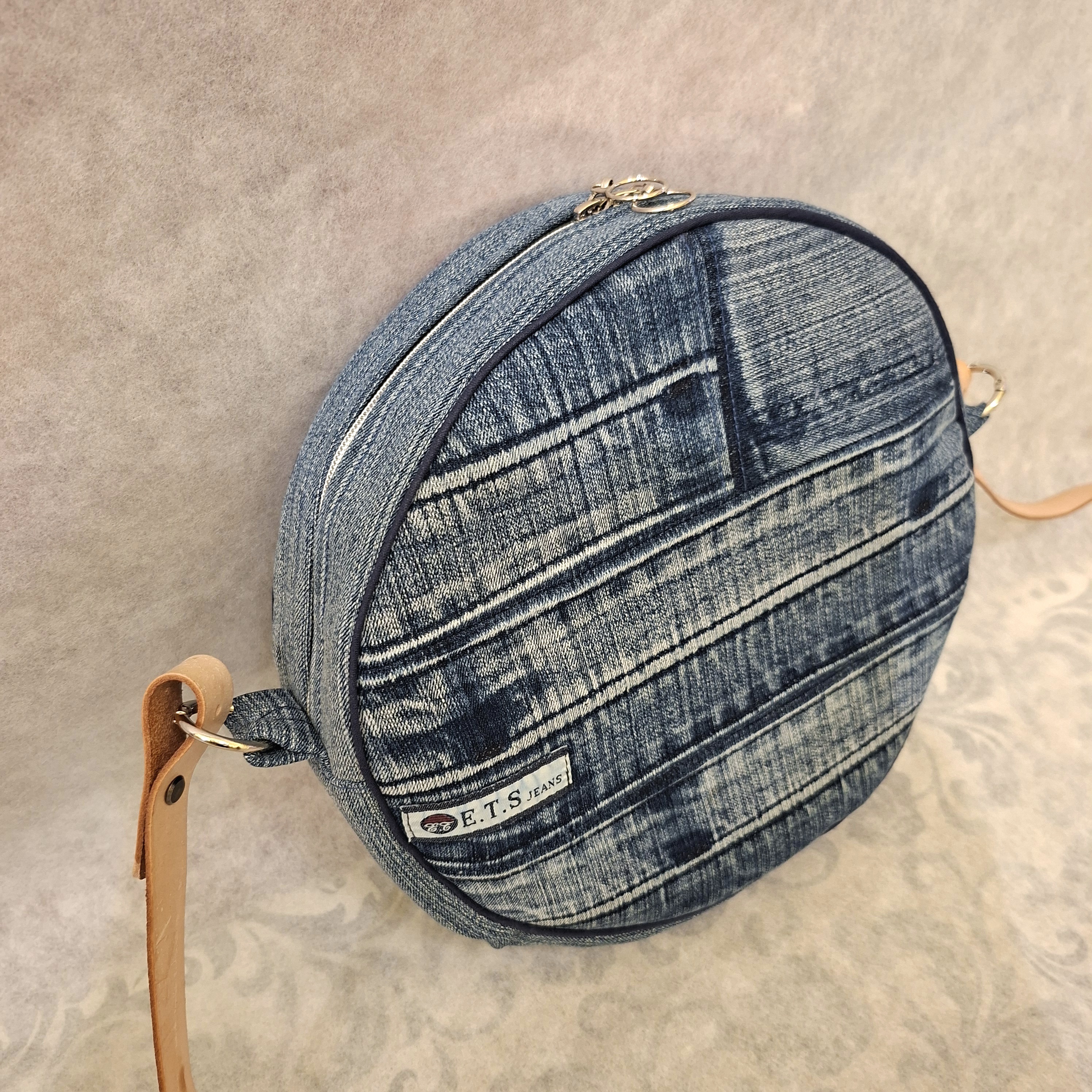 kulatá riflová kabelka II.