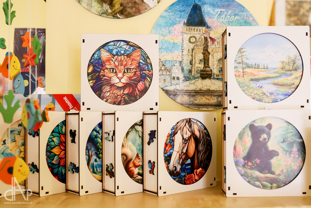dřevěné puzzle