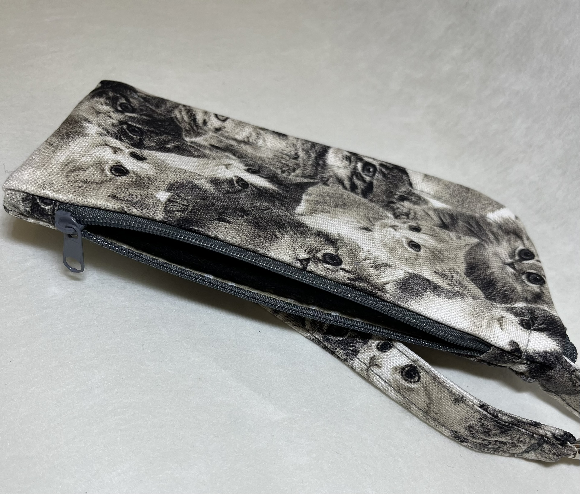 obal na mobil KOČIČÍ 3