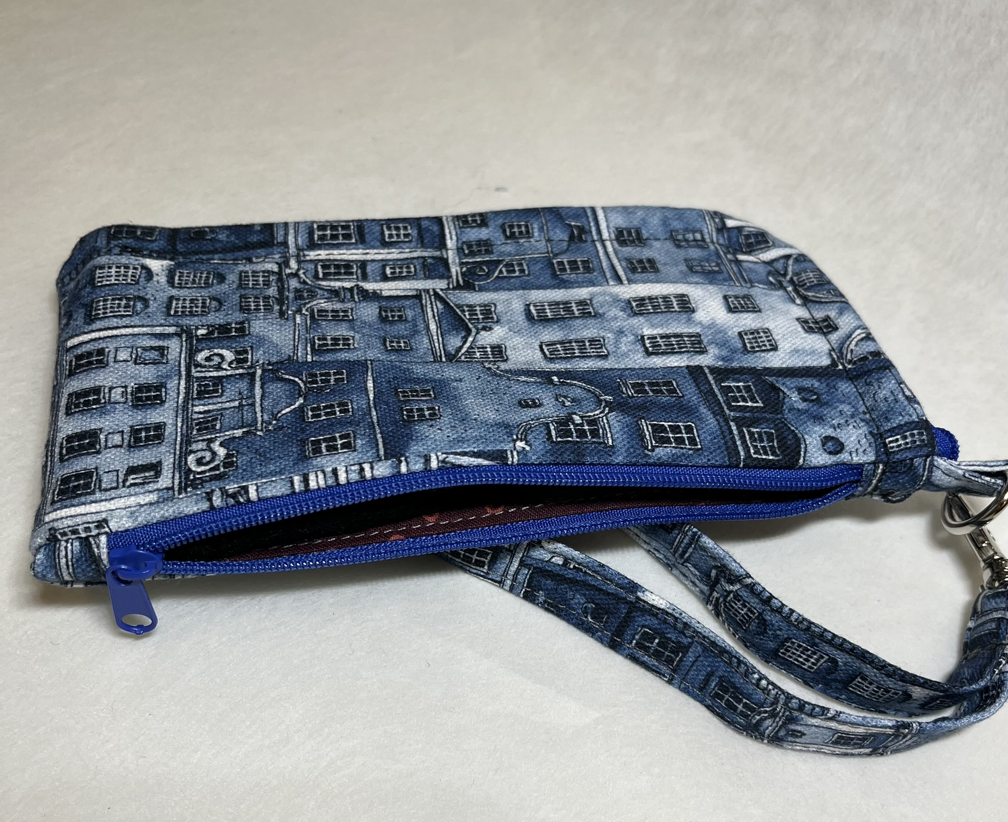 obal na mobil MĚSTO 4