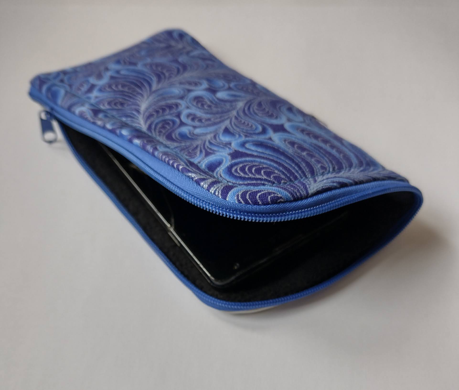 obal na telefon